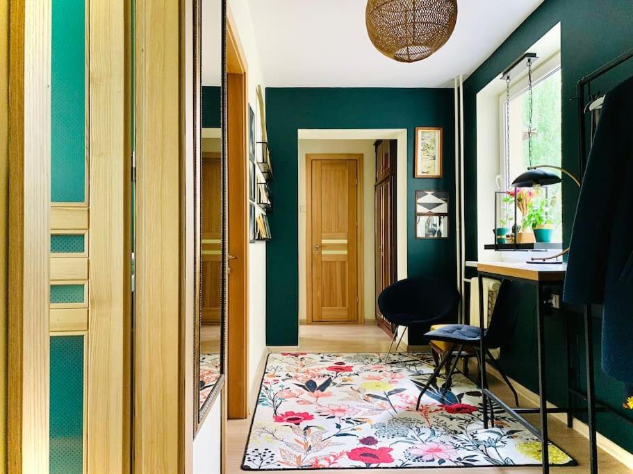 Three Bedroom With Two Terraces For 7People+Baby Каунас Экстерьер фото